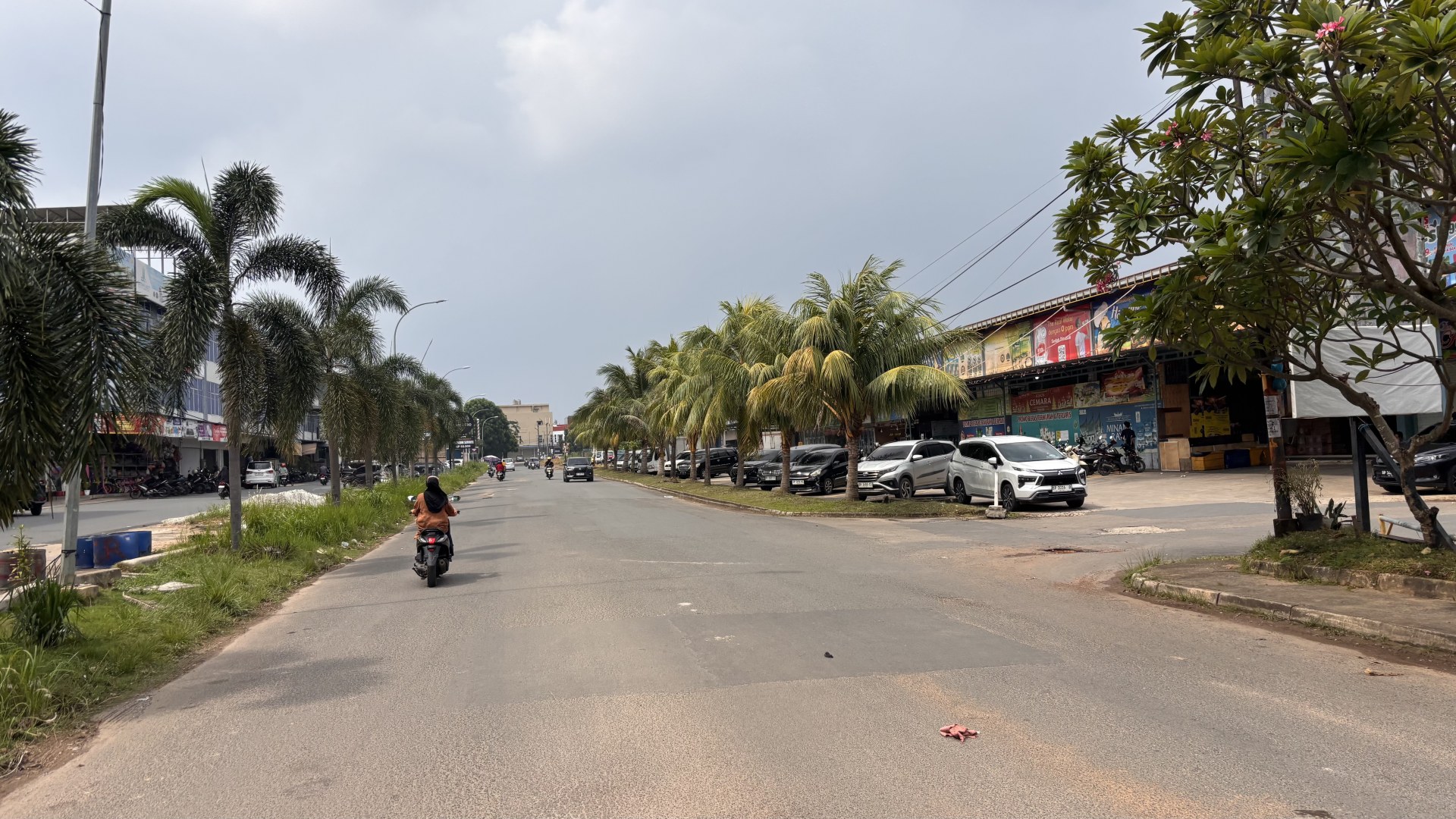 Jl. Bengkong Kolam