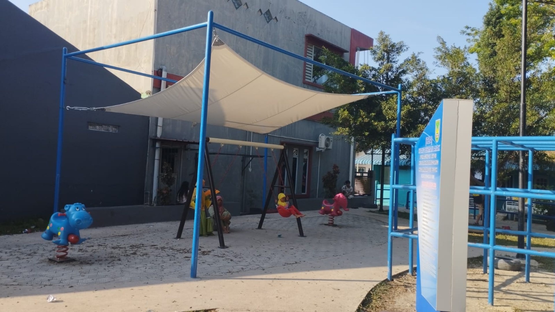 Taman Perumahan Puri Agung II RW 06 — foto 8
