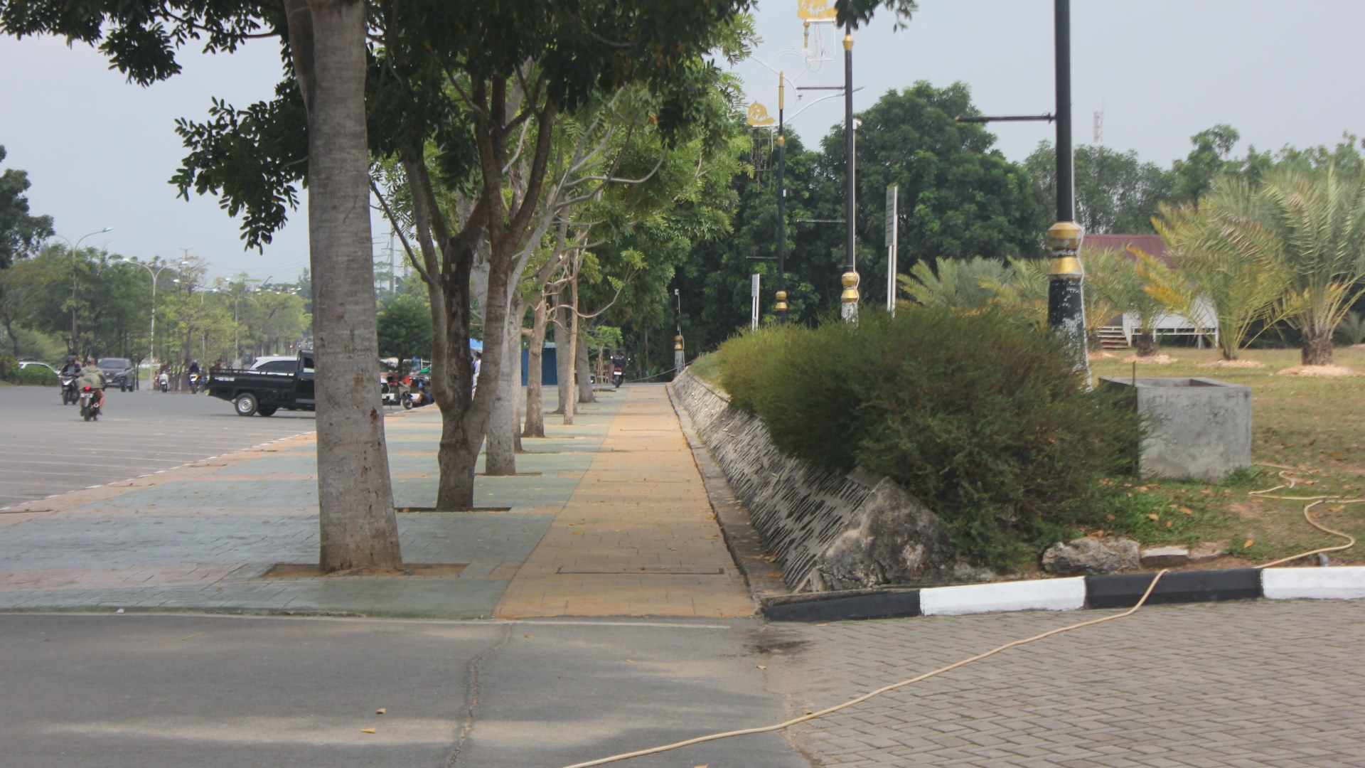 Taman Masjid Sultan Mahmud Riyadsyah — foto 9