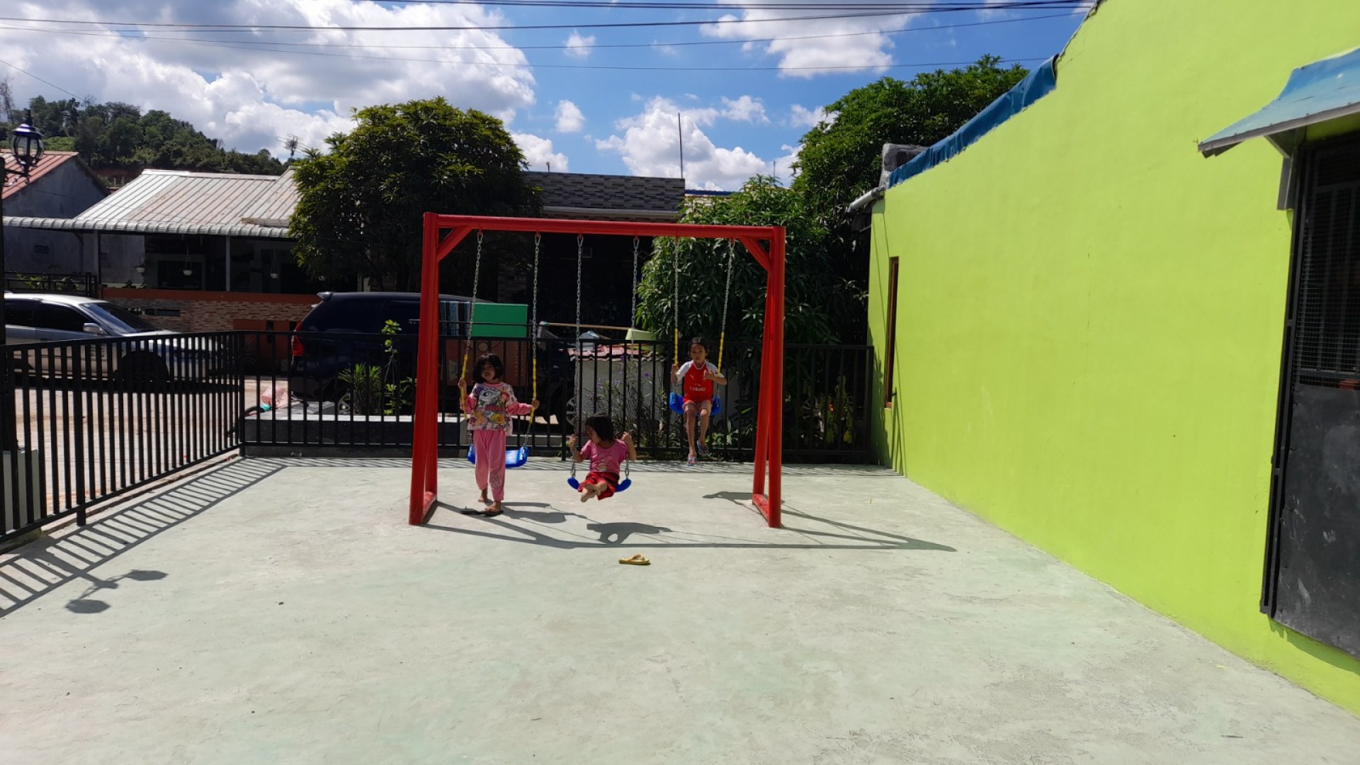 Taman Perum. Tiban Rhabayu RT 02 RW 12 — foto 3