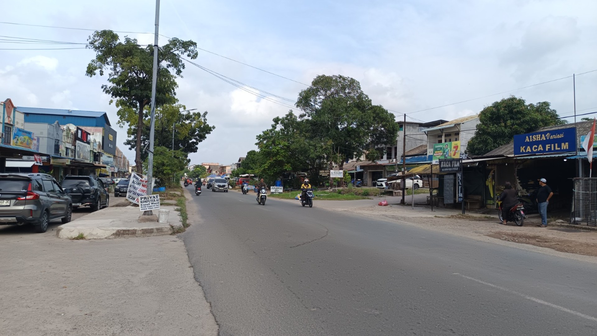 Jl. Letjen Soeprapto (Simp. SD Generasi Harapan - Simp. Bidan Aini) — foto 1