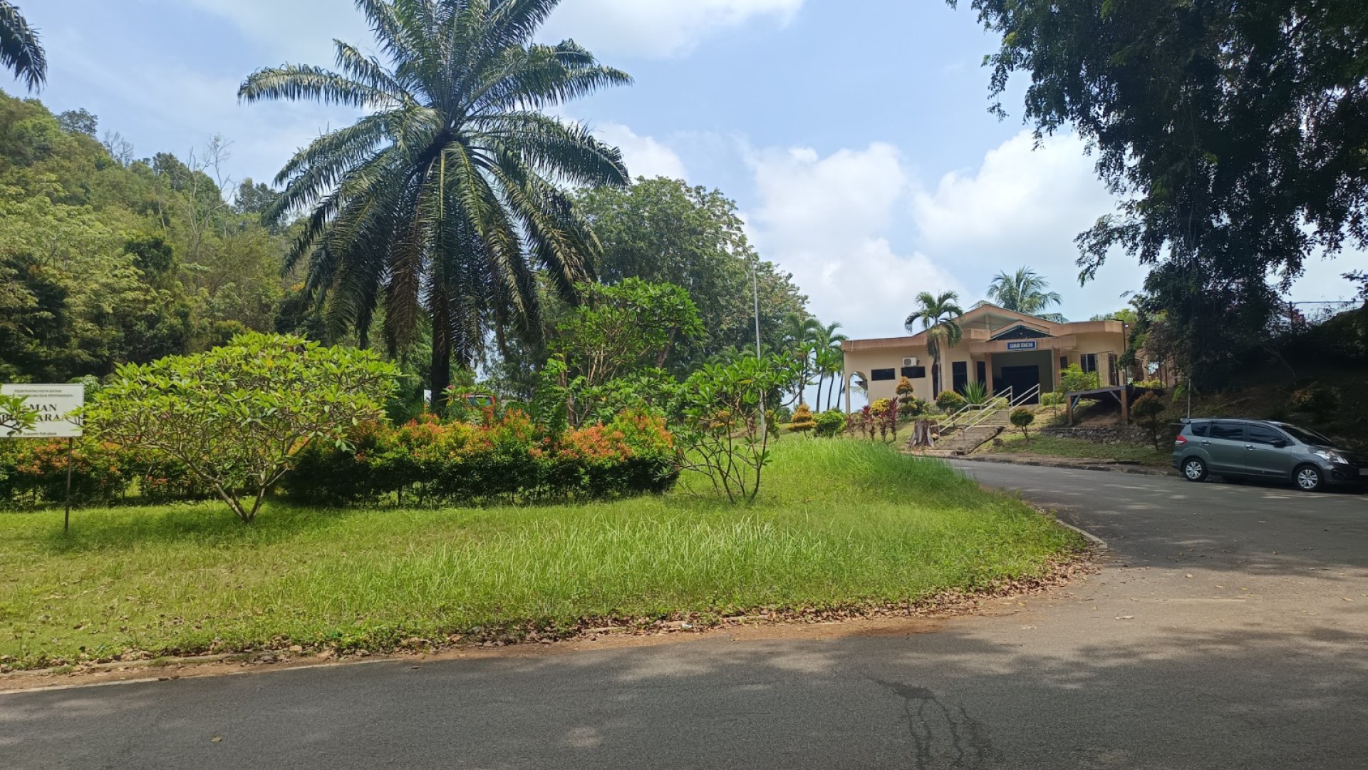 Jl Re. Marta Dinata (lingkar pelabuhan Sekupang) — foto 3