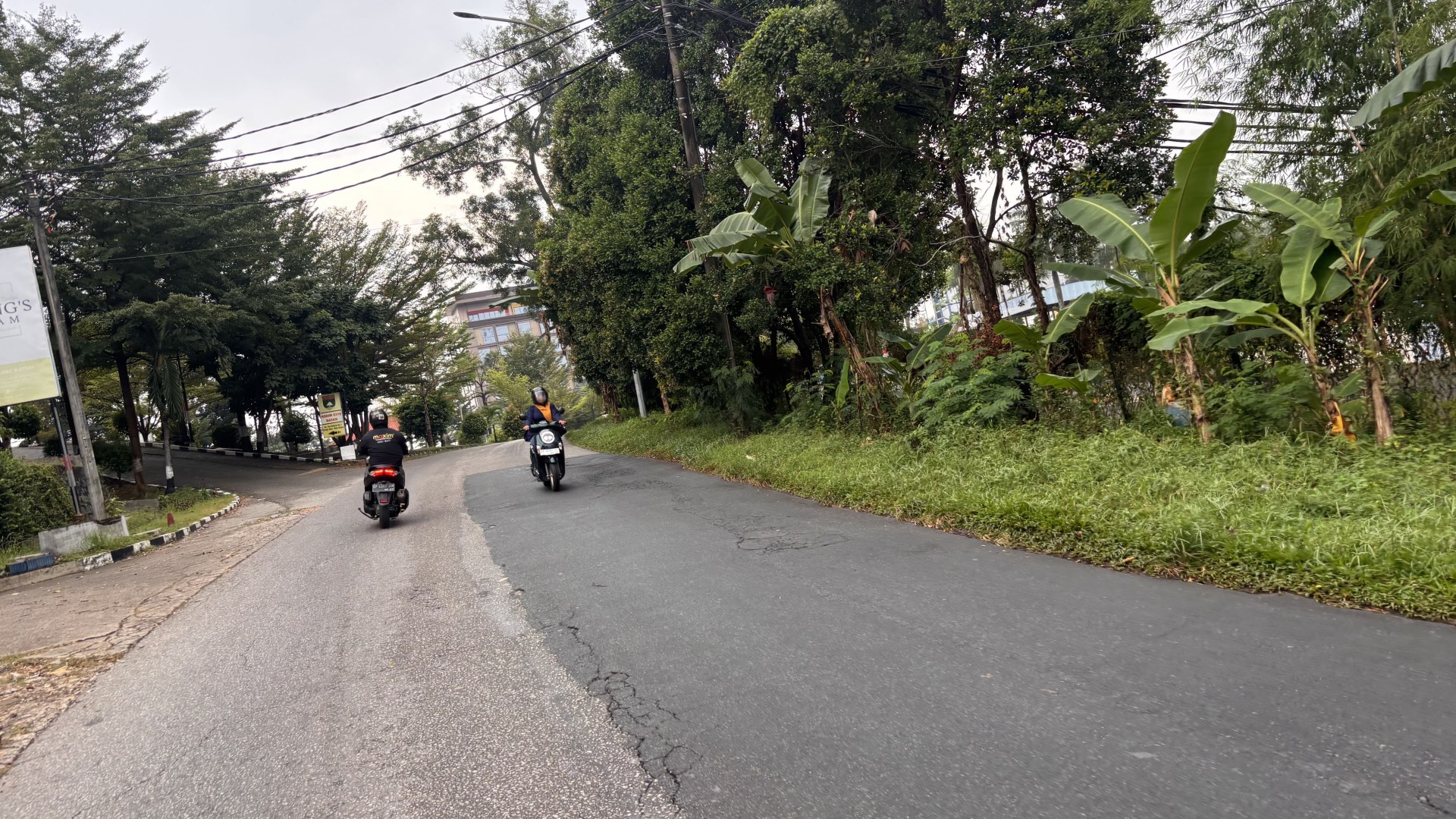 Jl. Komplek Seraya Garden — foto 4