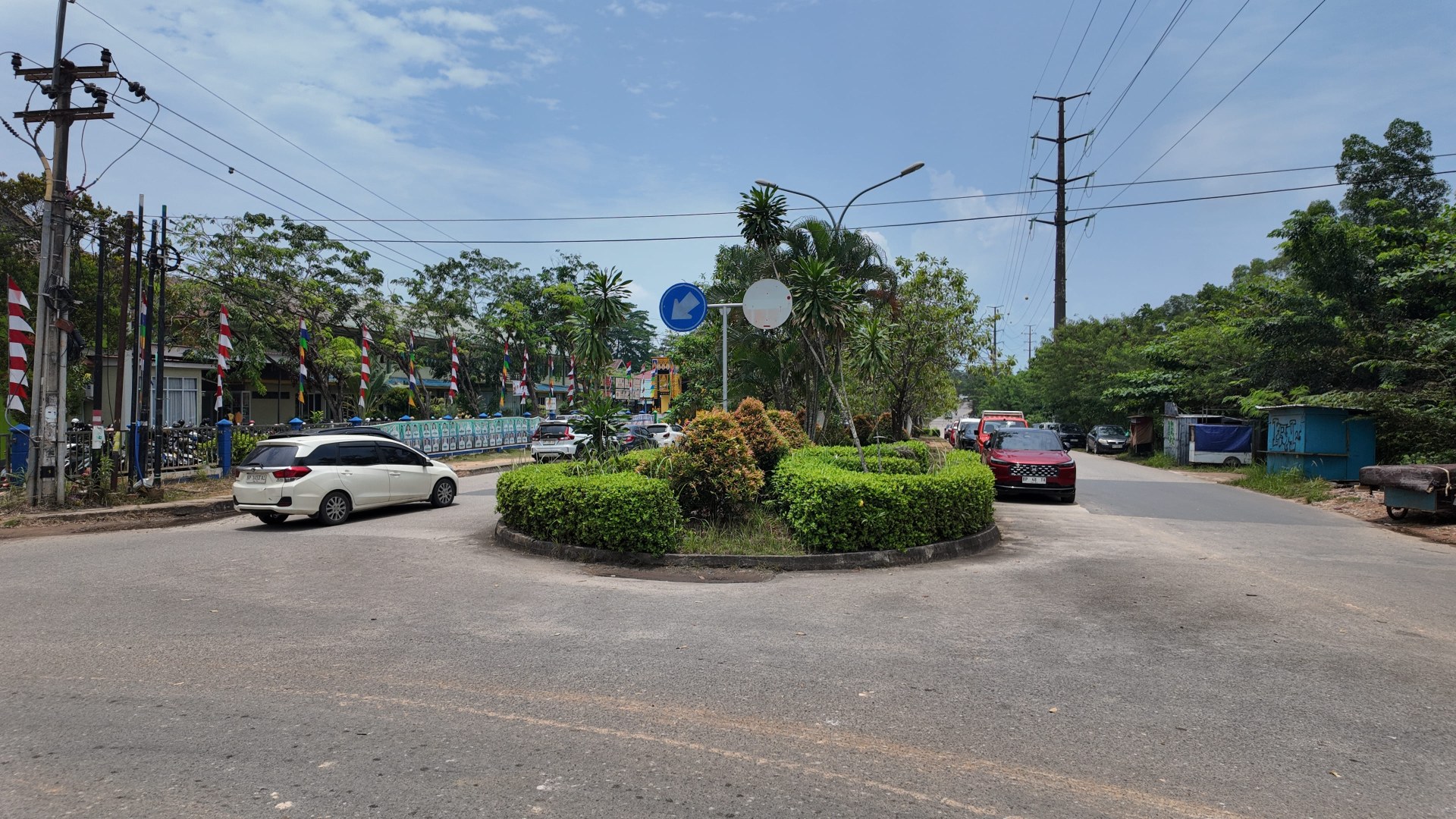 Jl. Tengku Sulung (Simp. Bundaran SMU 3 - Simp. Cikitsu) — foto 6