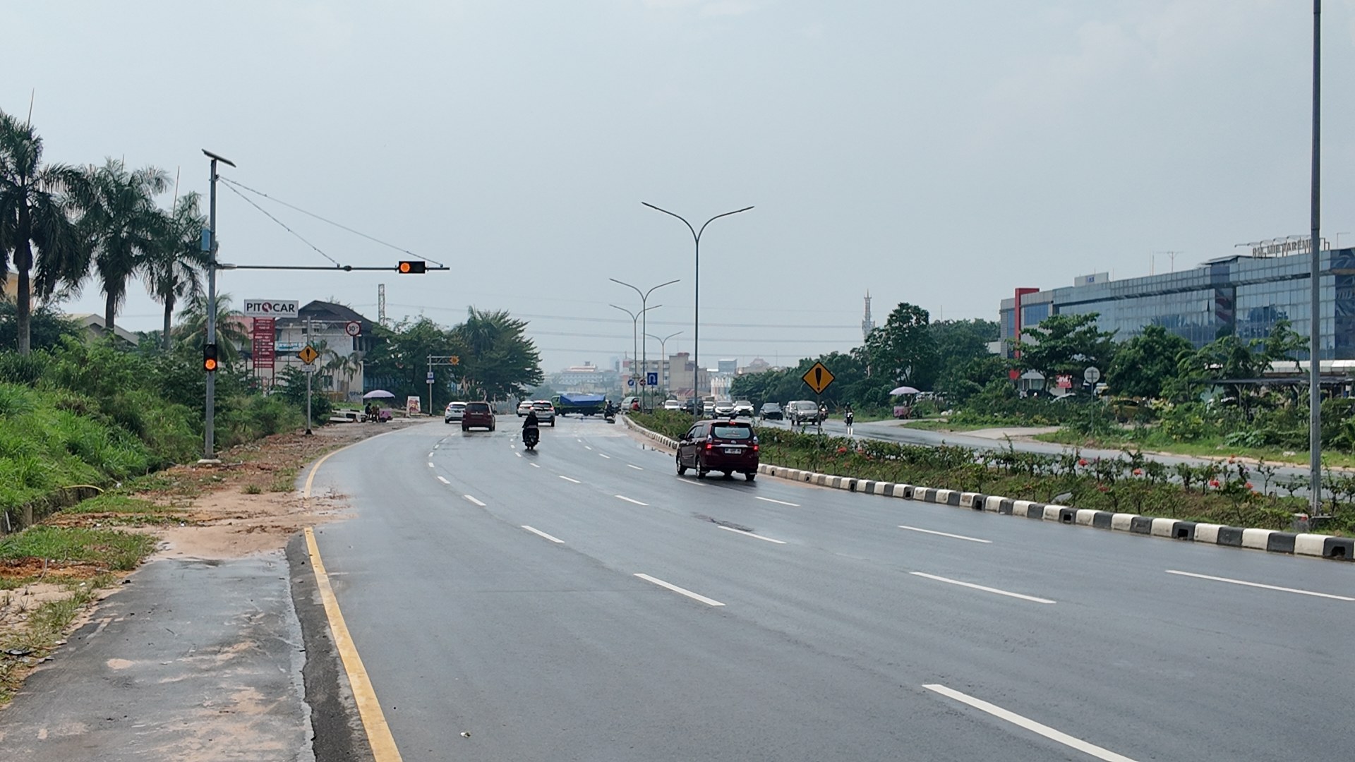 Jl. Laksamana Bintan (Simp. BNI - Simp. Terowongan) — foto 12