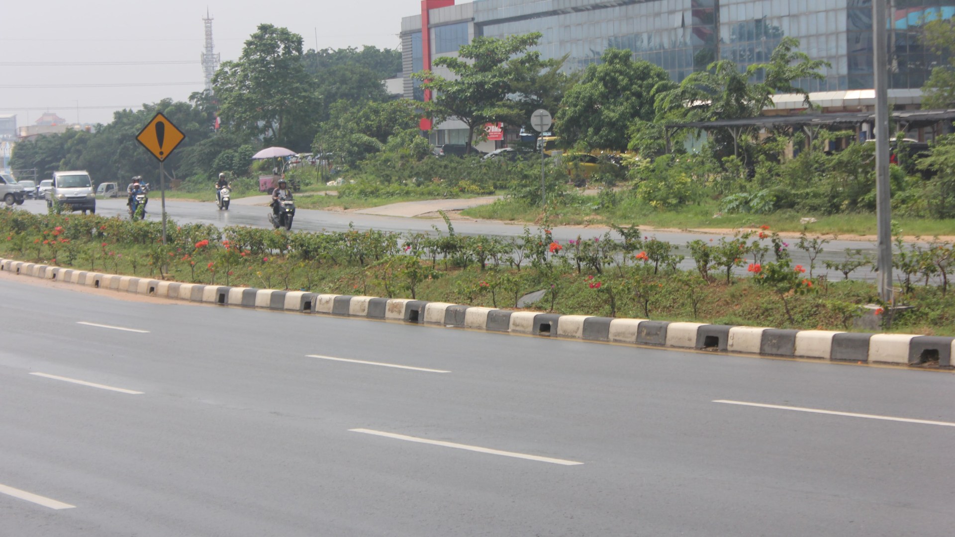 Jl. Laksamana Bintan (Simp. BNI - Simp. Terowongan) — foto 17