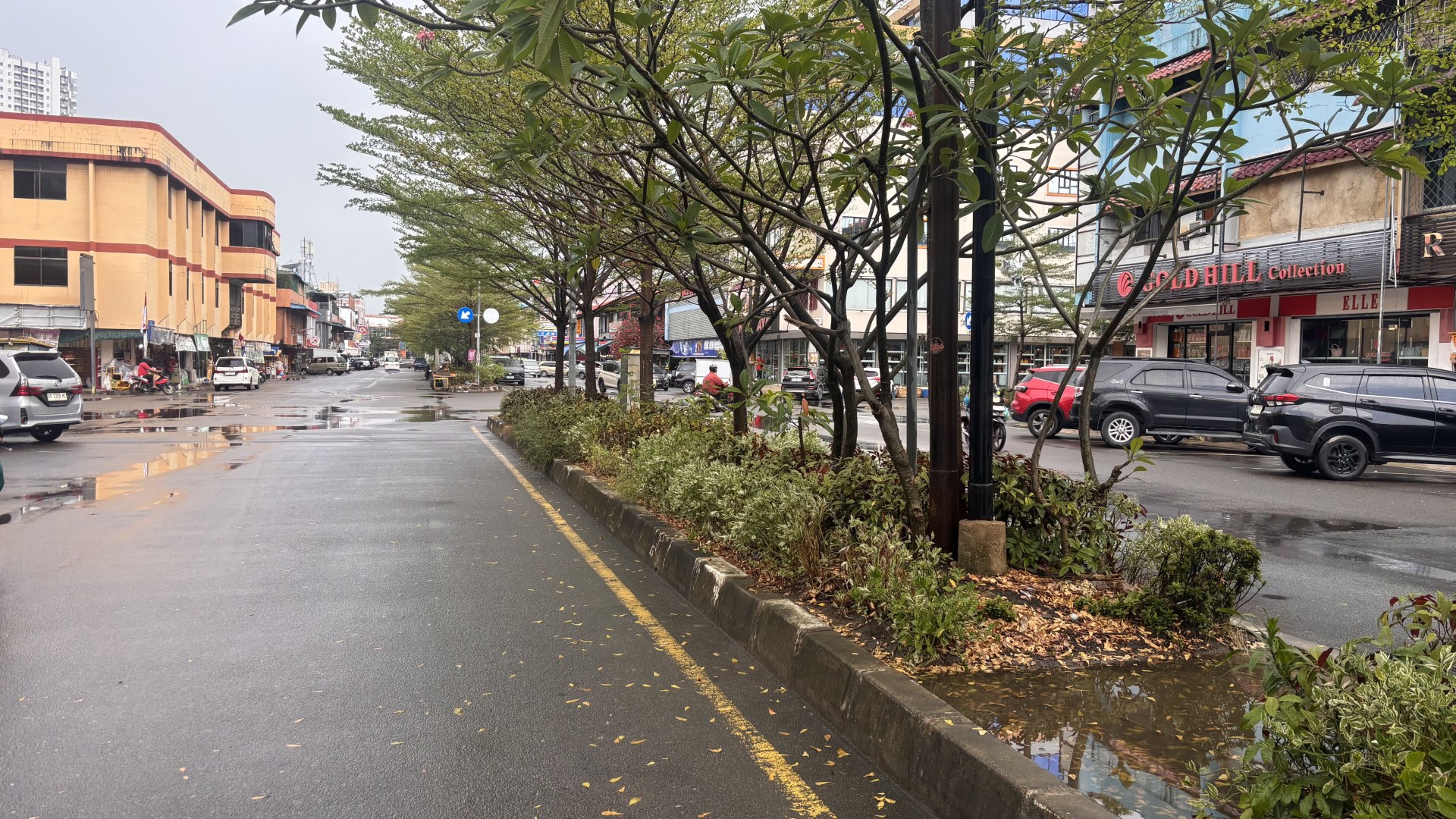 Jl. Komplek Bisnis Centre — foto 3