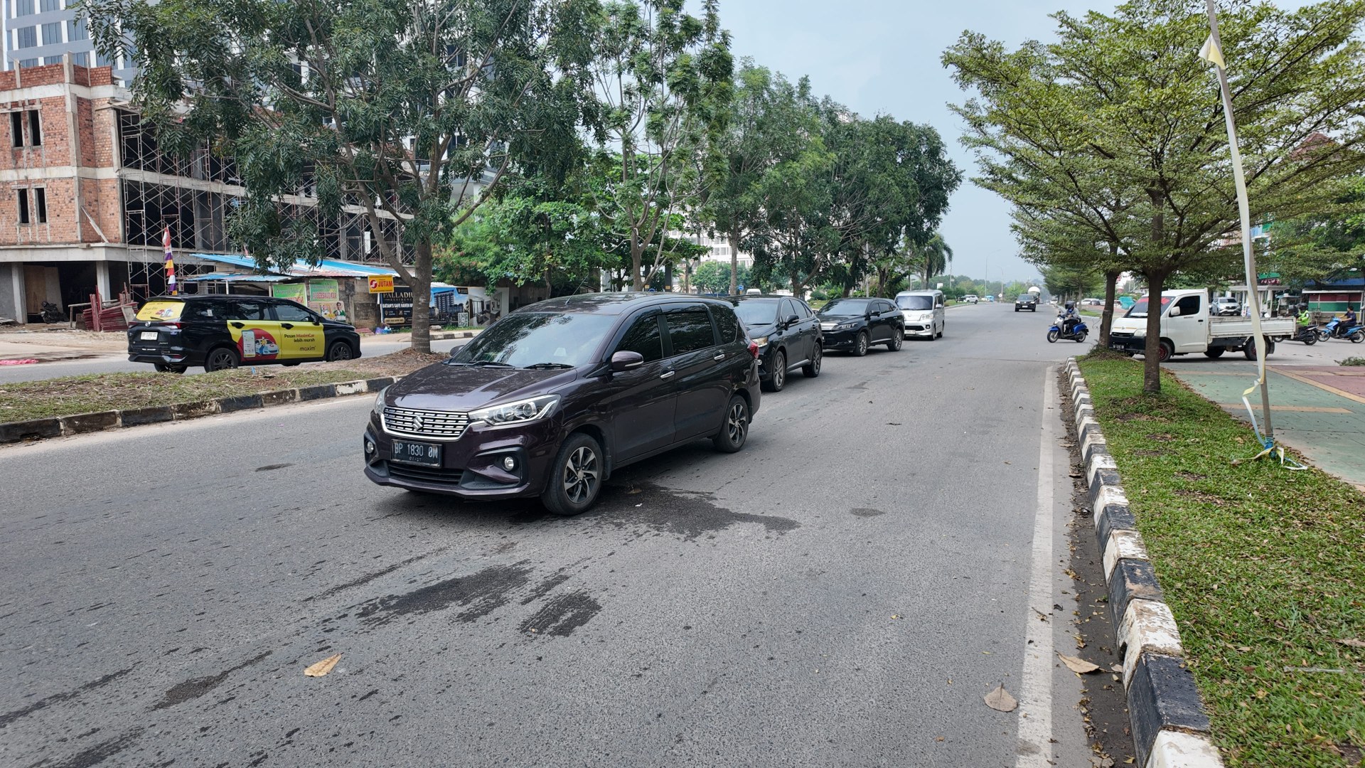 Jl. Raja Haji Fisabilillah (Simp. BNI - Simp. Tuah Madani) — foto 3