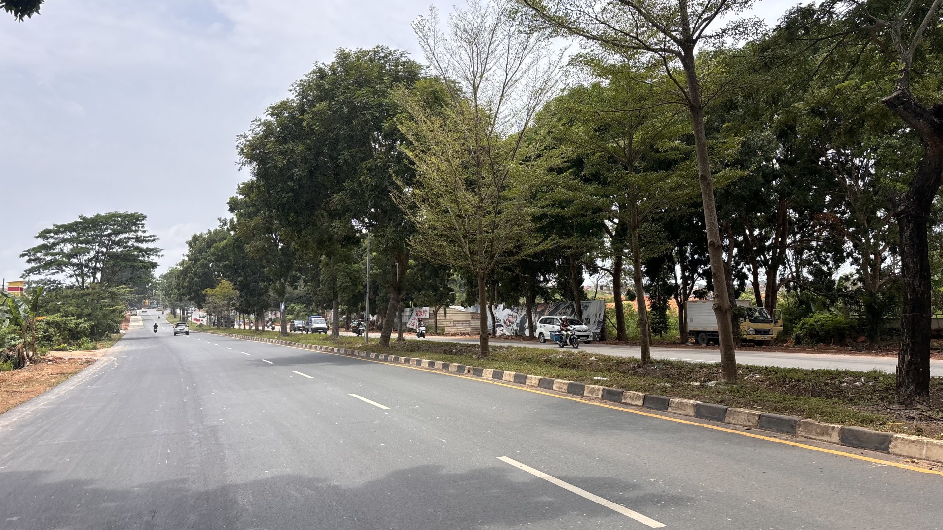 Jl. Raja Isa (Simp. Mega Mall - Simp. BI. Simp. Calista - Simp. KDA)