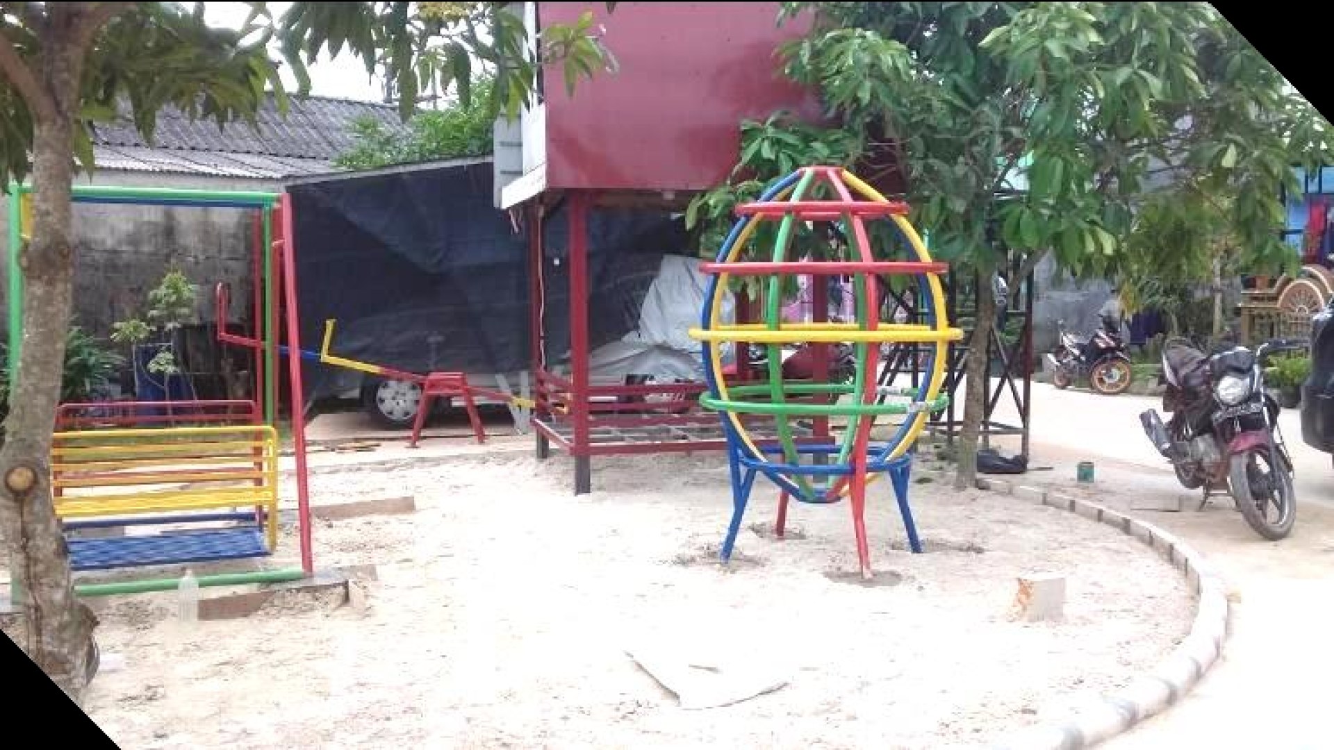 Taman Perum Griya Surya Kharisma Kibing