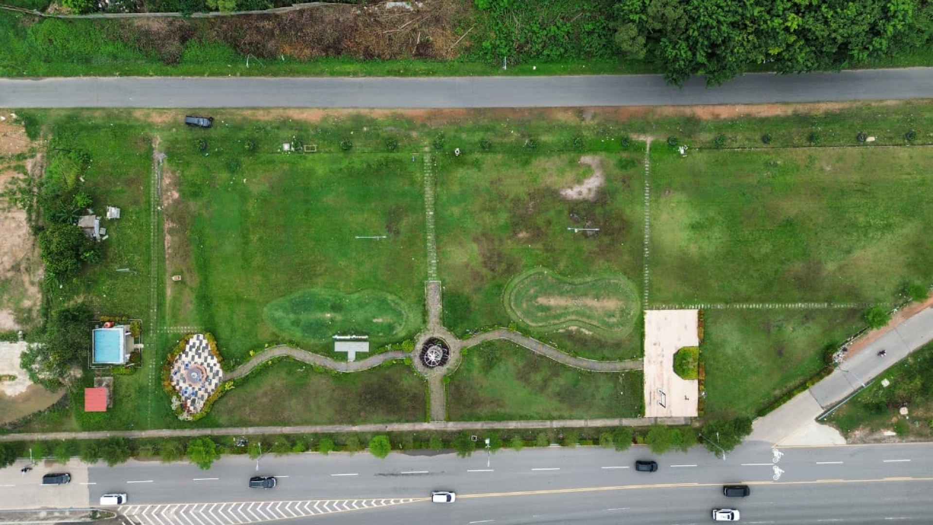 Taman Dang Anom — foto 26
