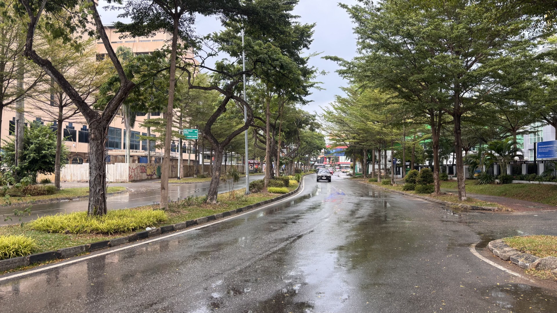 Jl. Raja Ali H (Bundaran nan Tonga - Simp. Planet Holiday) — foto 2